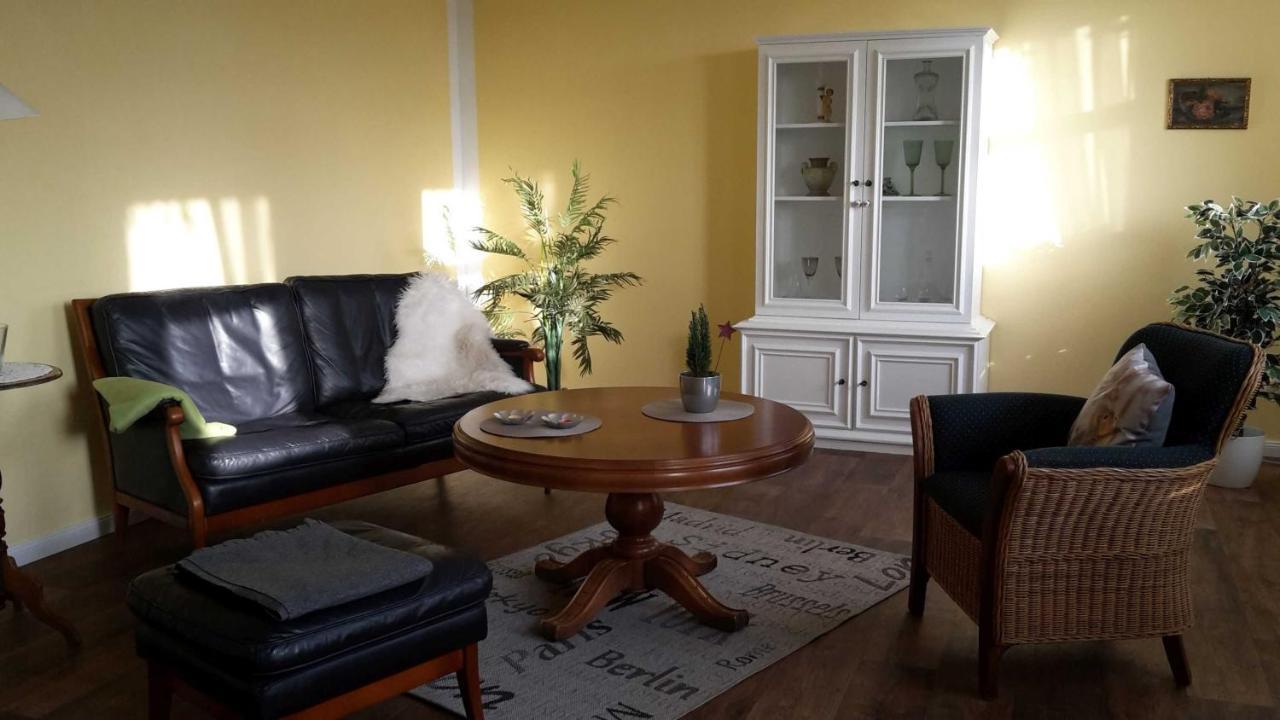 Schoene Ferienwohnung Im Alten Gasthaus In Stoltebuell Luaran gambar