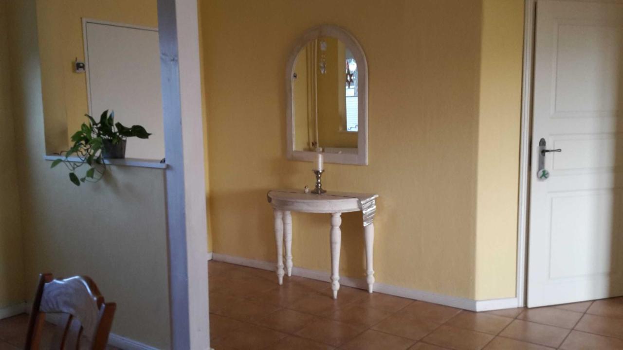 Schoene Ferienwohnung Im Alten Gasthaus In Stoltebuell Luaran gambar