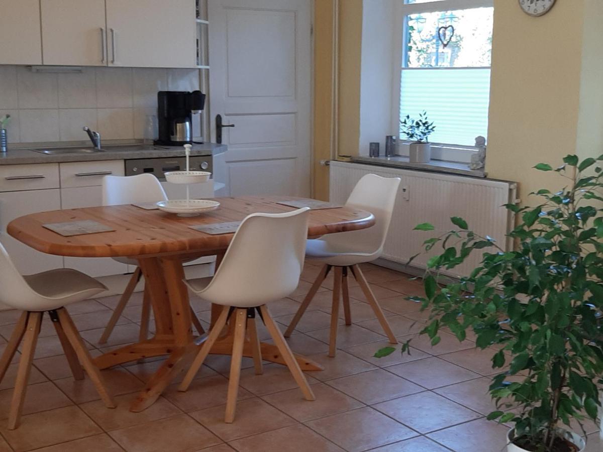 Schoene Ferienwohnung Im Alten Gasthaus In Stoltebuell Luaran gambar